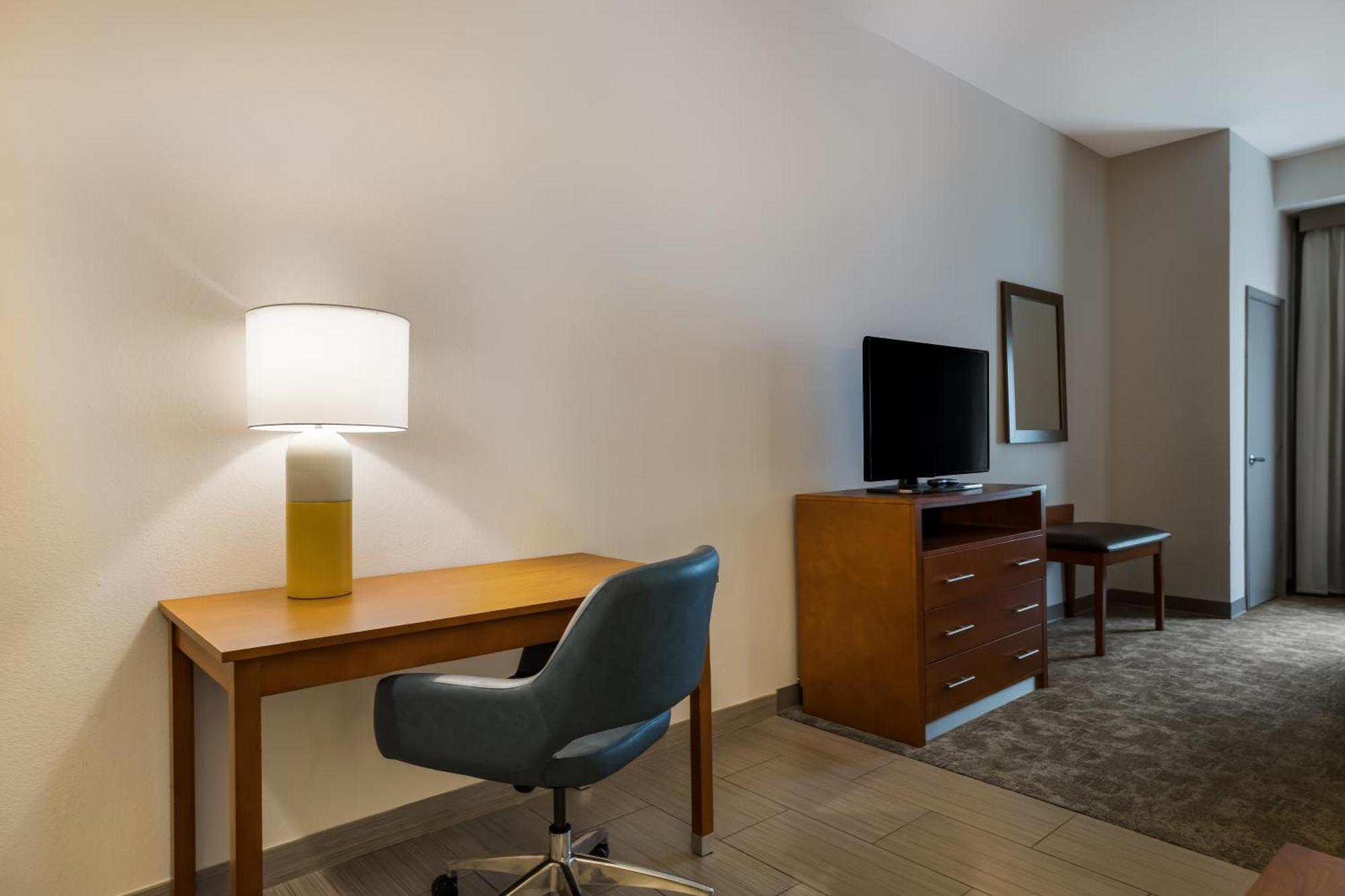Comfort Suites Denham Springs Ngoại thất bức ảnh