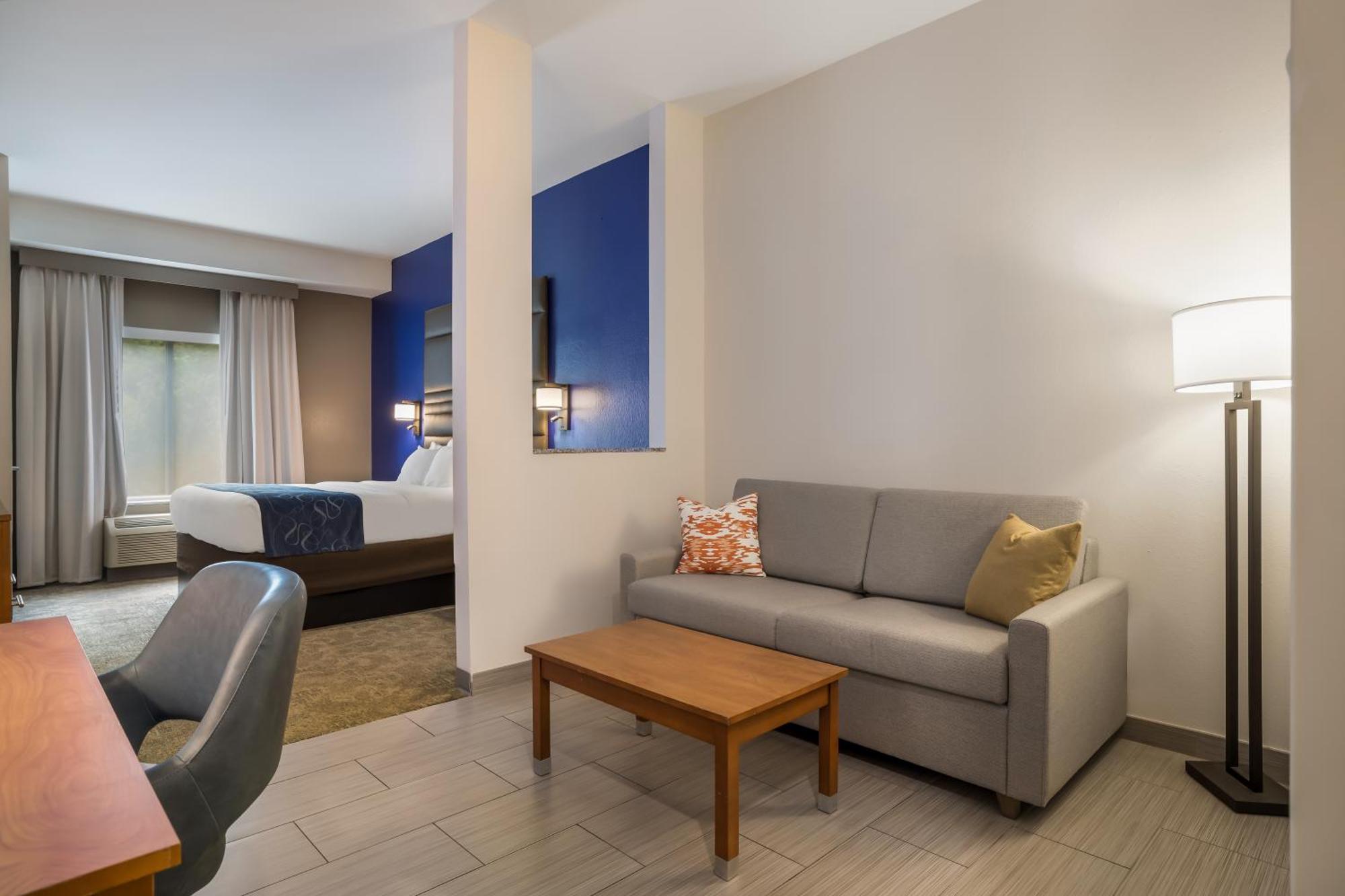Comfort Suites Denham Springs Ngoại thất bức ảnh