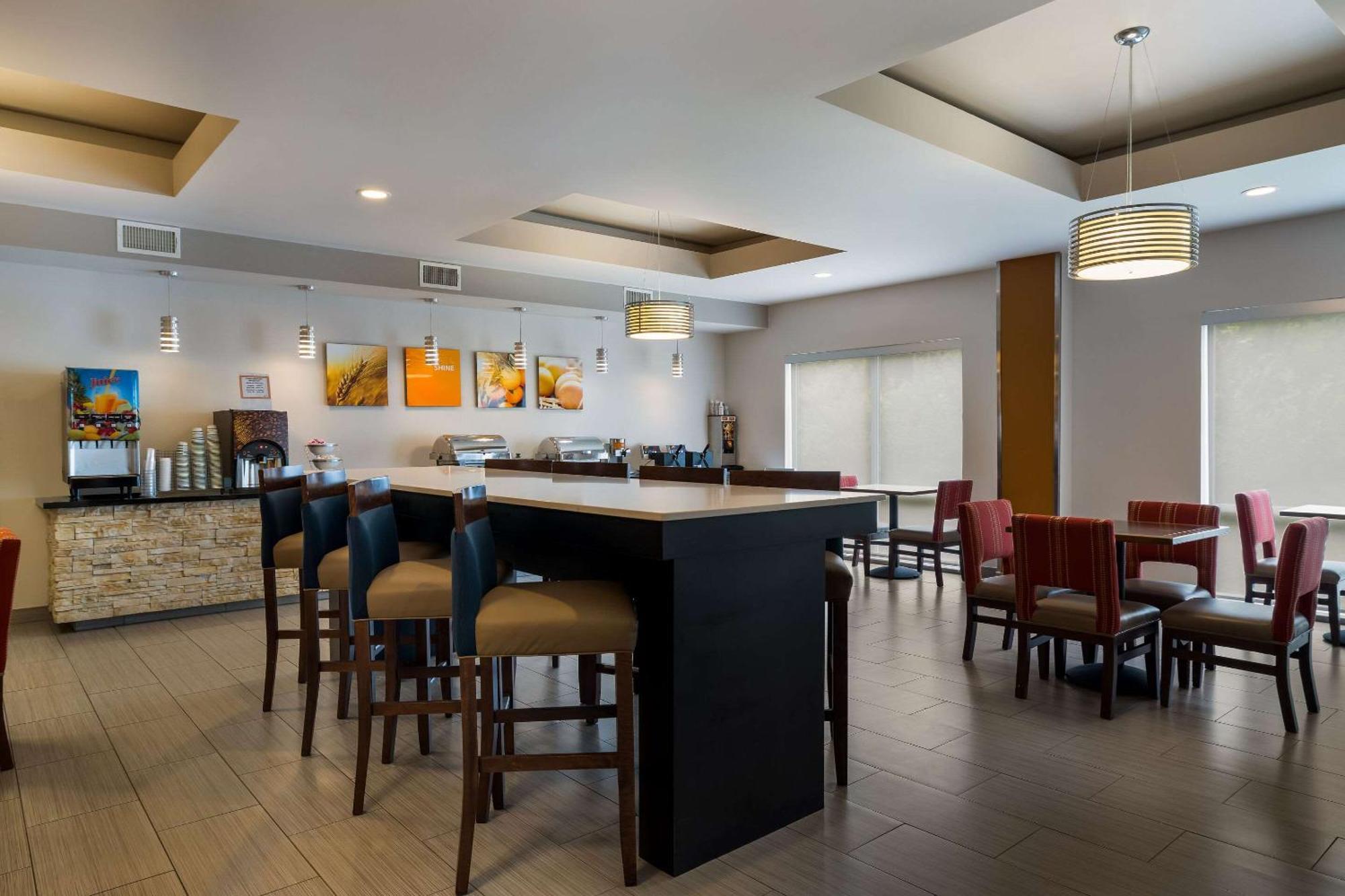 Comfort Suites Denham Springs Ngoại thất bức ảnh