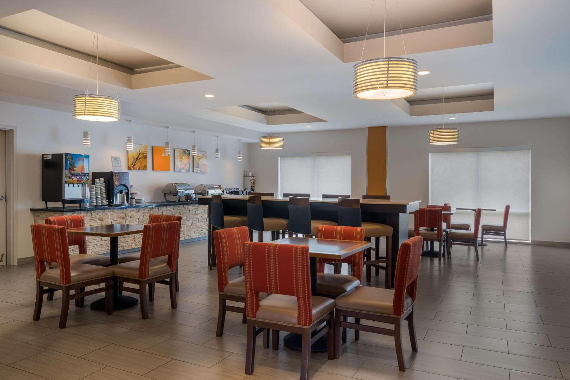 Comfort Suites Denham Springs Ngoại thất bức ảnh